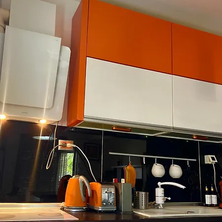 Modern Flat Апартаменти