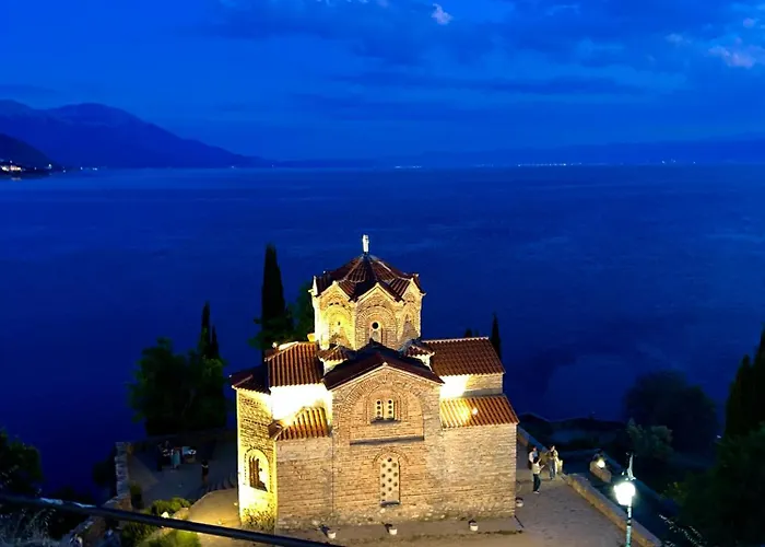 Modern Flat Апартаменти *