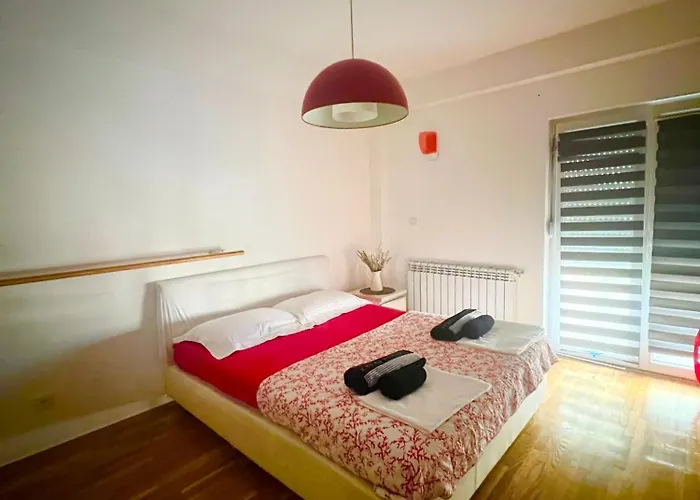 Апартаменти Modern Flat *